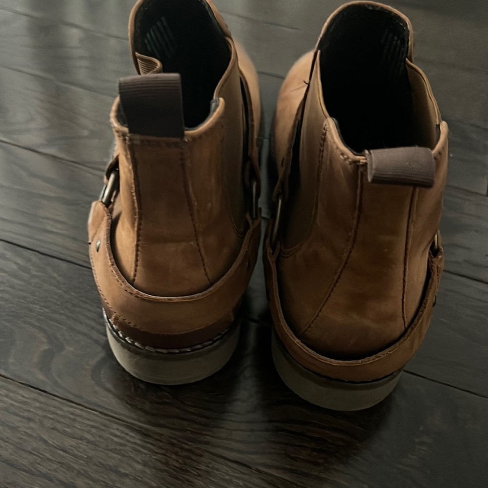 Men shoes leather